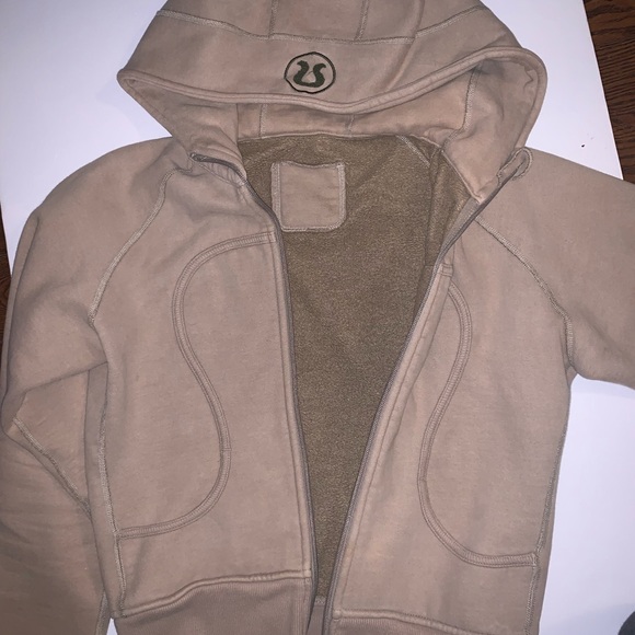 Lululemon hoodie Cream - Picture 1 of 5
